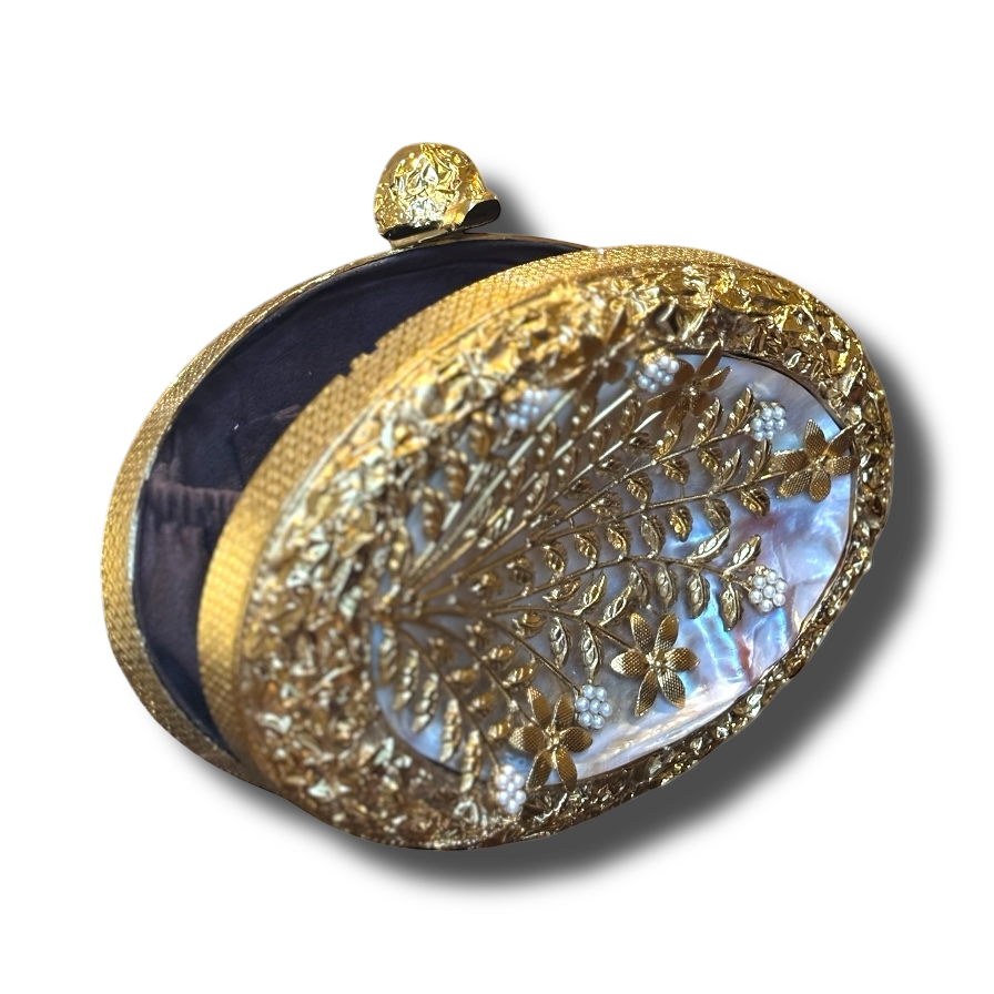 Oval Mop Clutch