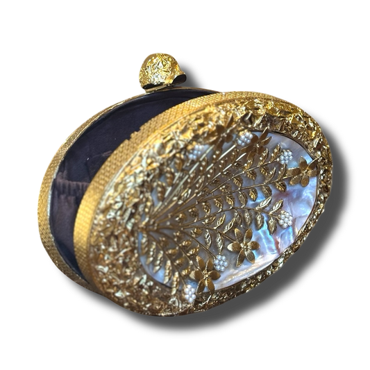 Oval Mop Clutch